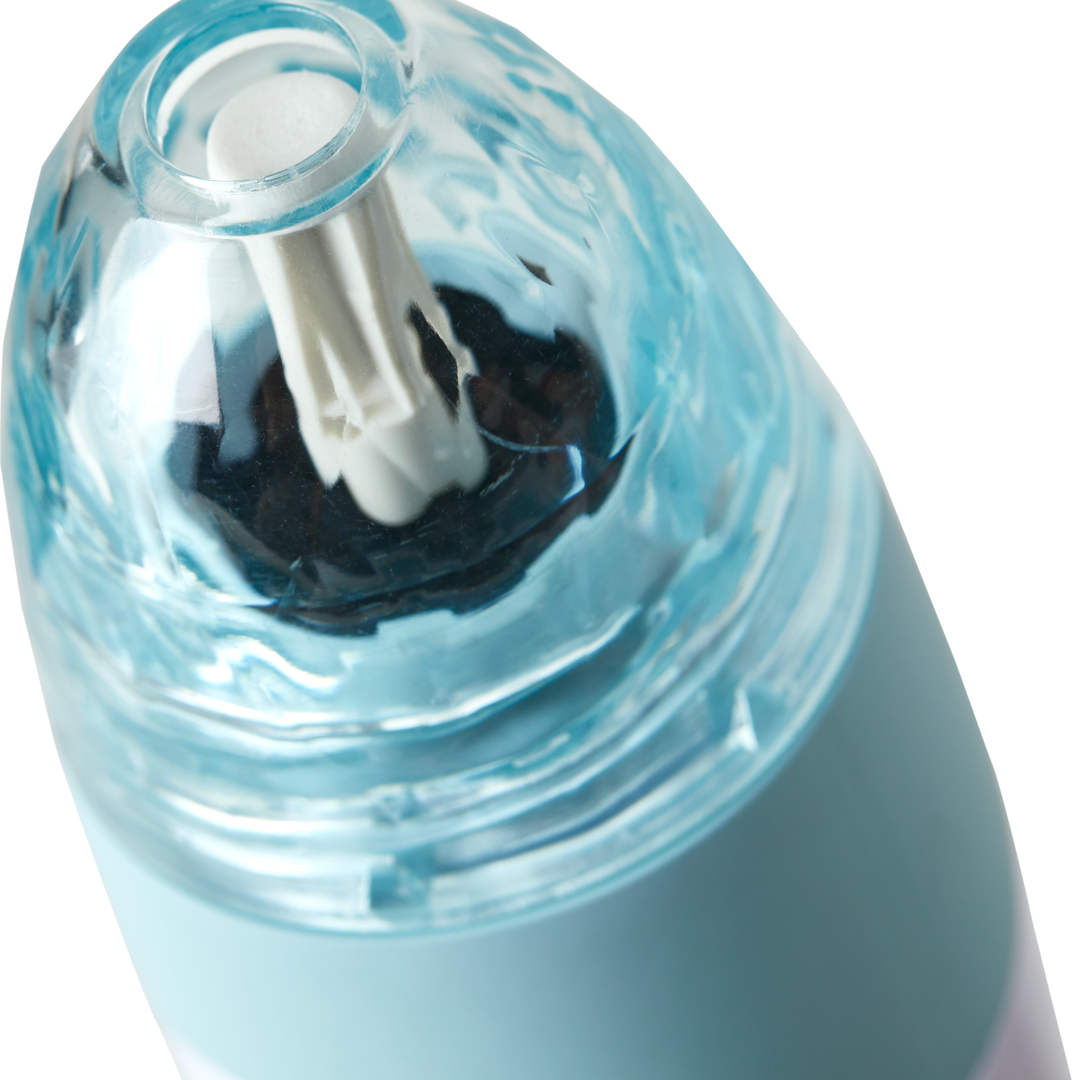 1703?Close-up of White Disc on Personal Microderm Elite Pro